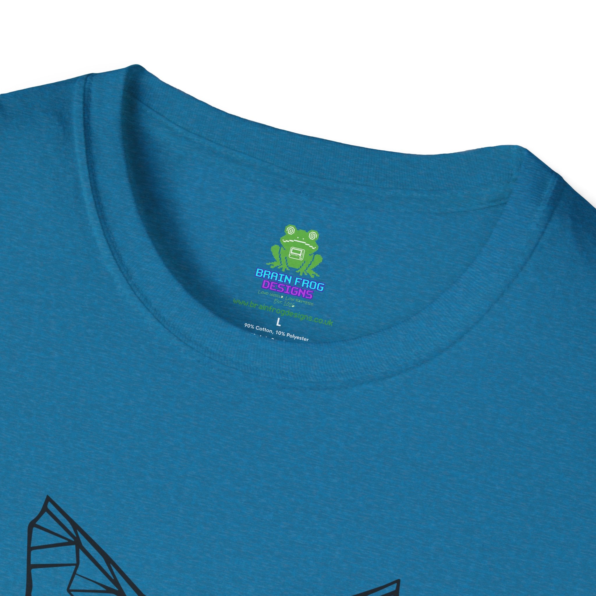 Geometric Cat T-Shirt - Minimal Line Art Cat Face Tee - 100% Cotton
